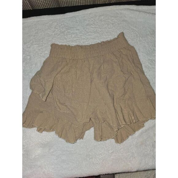 NWOT Jio-Jio Shorts Womens Size L Tan Ruffled Tiered Smocked Waist Boho Casual - Picture 2 of 7